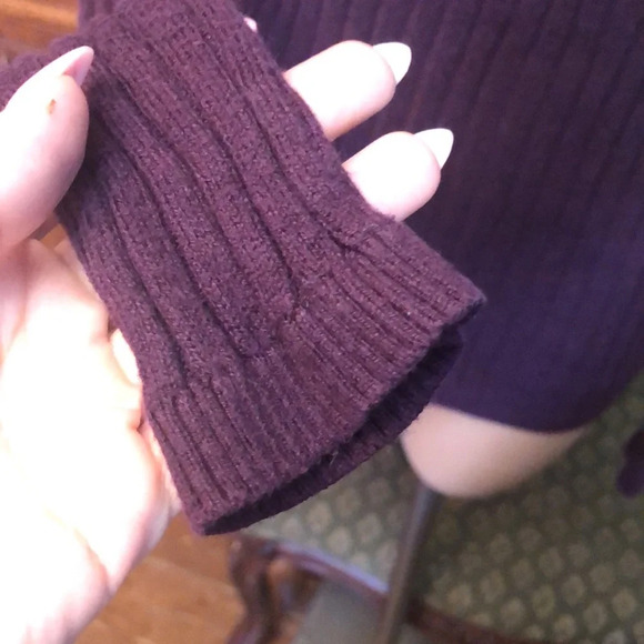 Elena Gilbert’s SA Express Sweater TVD - Picture 4 of 6